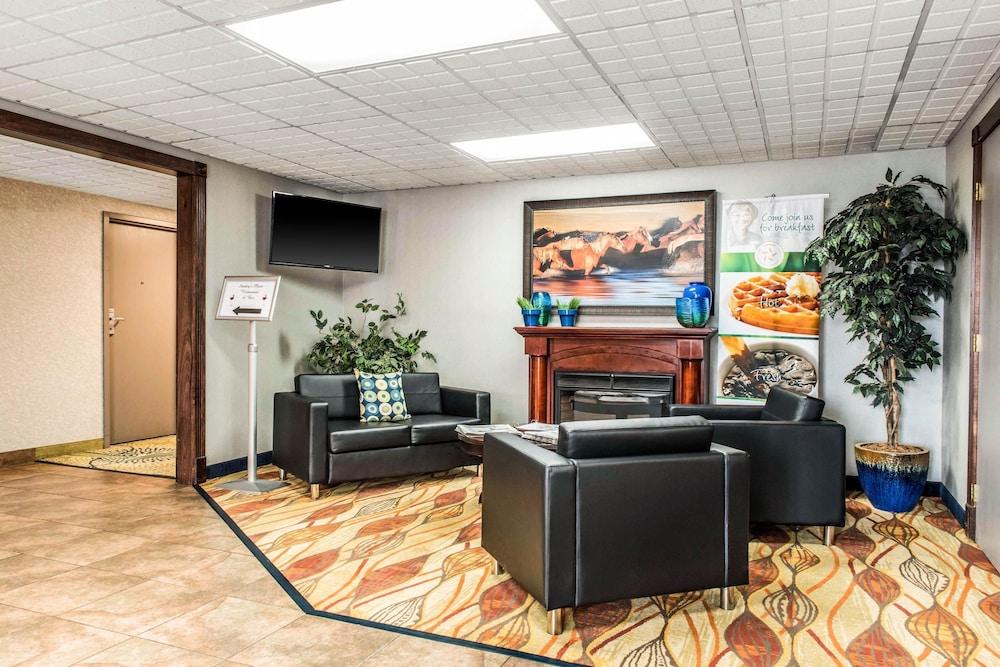 Quality Inn Austintown-Youngstown West Buitenkant foto
